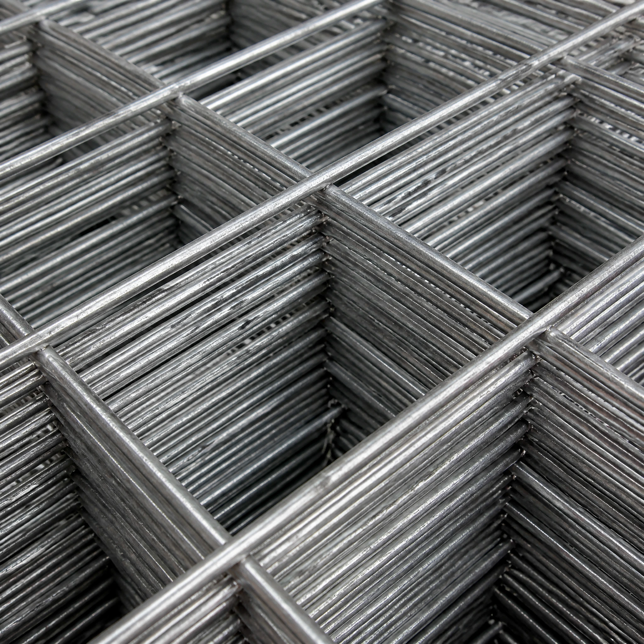 Galvanized welded mesh panel production