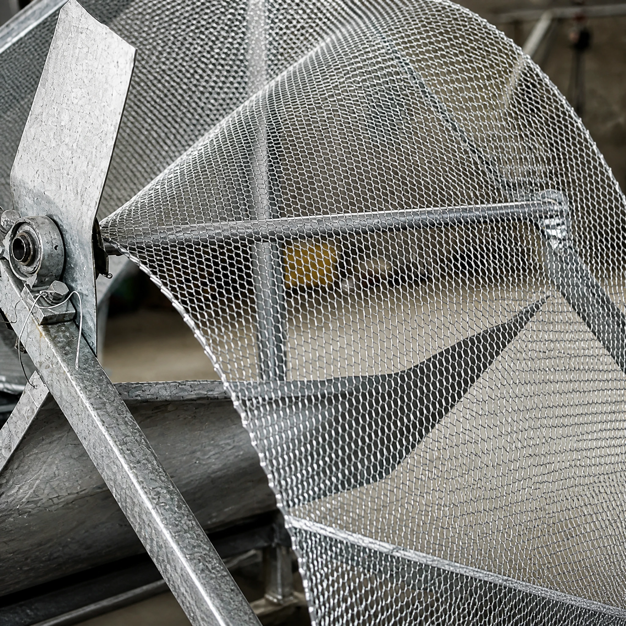 Metal mesh production at AlliedMesh factory
